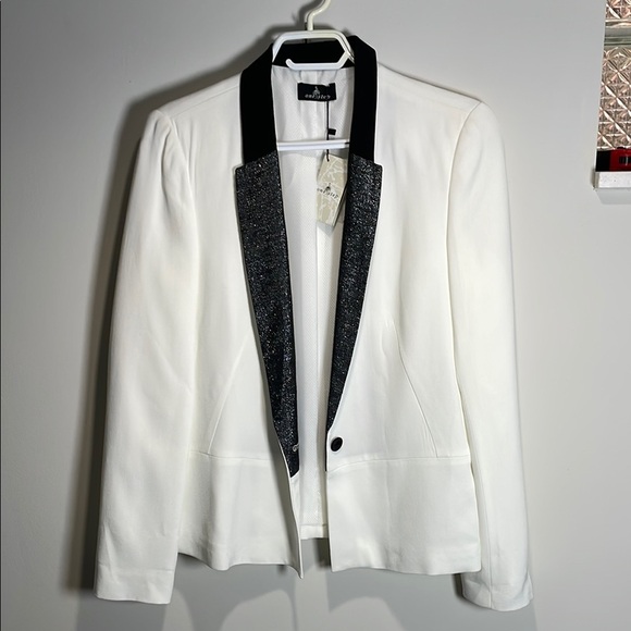 one step Jackets & Blazers - White and Black Tuxedo-Style Blazer with Textured Fabric